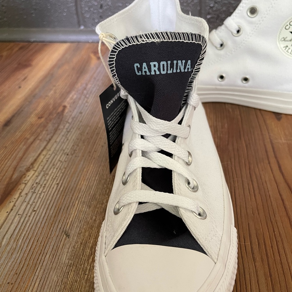 Converse All Star Chuck Taylor size 7.5 (women’s), 5.5 (men’s) UNC - Picture 4 of 7